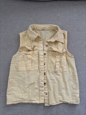 Sleeveless Yellow Gingham Button-Up Shirt